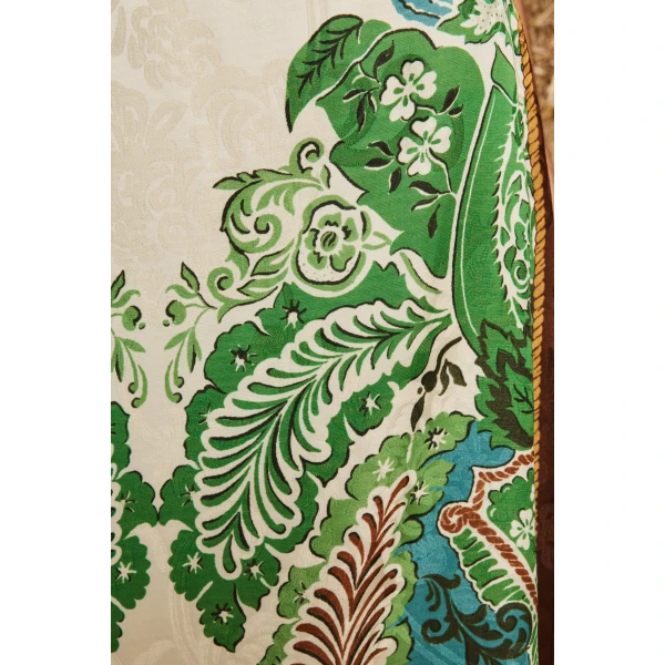 designer skirts at Coveti
