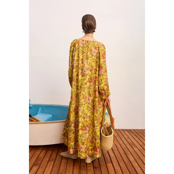 a cotton and silk blend