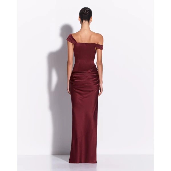 Longline Sweetheart Drape Column