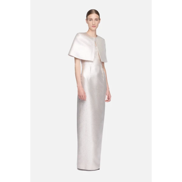 Domie Cape