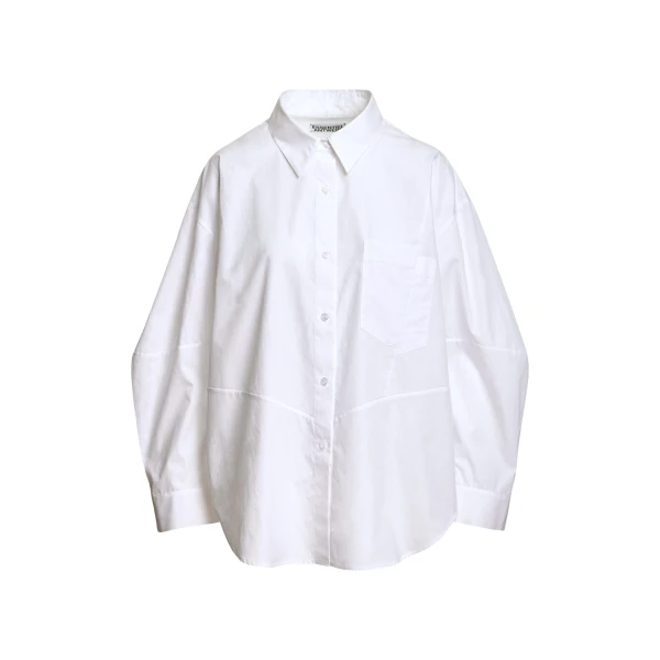 White oversized shirt with separate brooch
