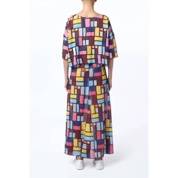 Gabriela Hearst Tatia Patchwork Embroidered Cropped Top in Aurora Multi Linen, view 3