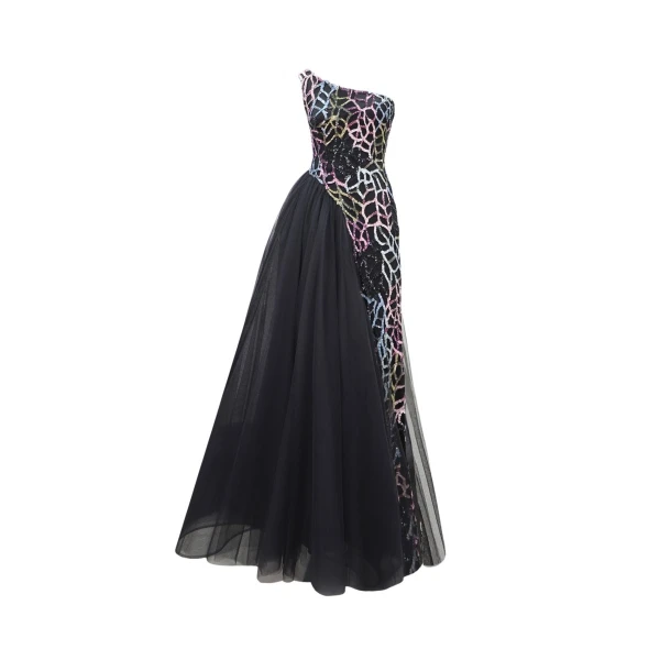 designer dresses at Coveti