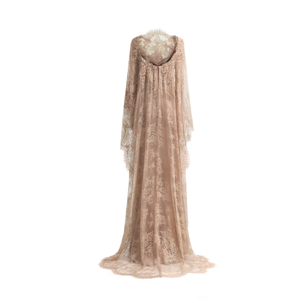 designer dresses at Coveti