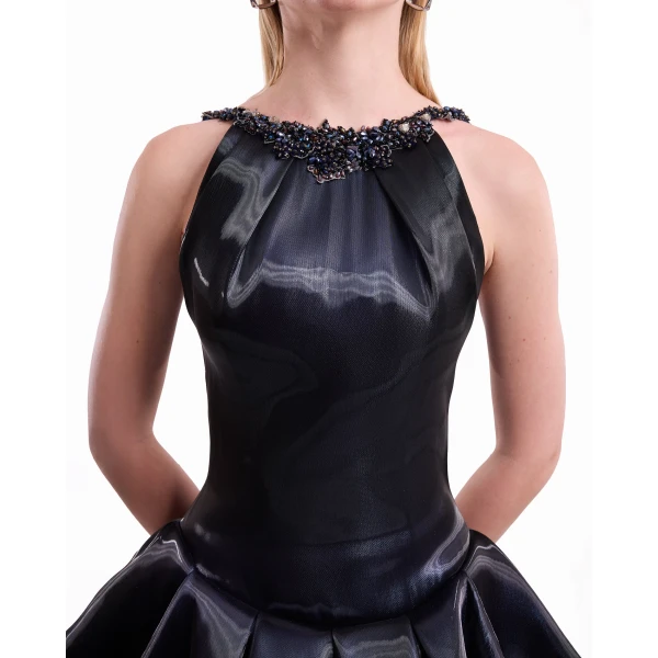 designer dresses at Coveti