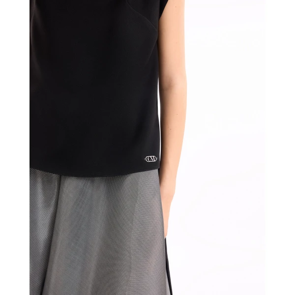 designer tops at Coveti