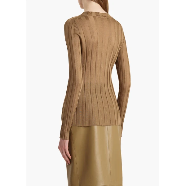 Carob top