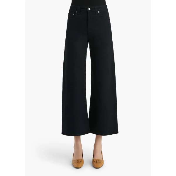 Delina Jean in Carlyle
