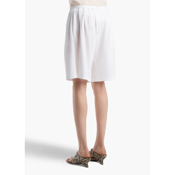 White trouser