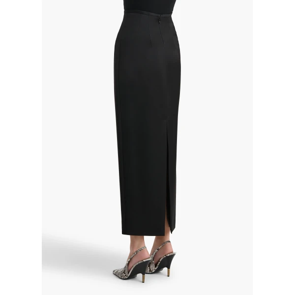 Black skirt