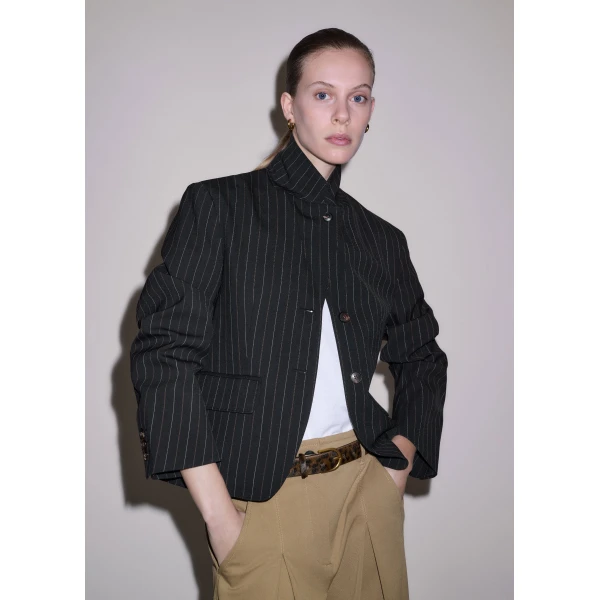 ME+EM ME+EM Icon Oversized Short Blazer in Black - Jackets - Intelligent British Fashion at Coveti