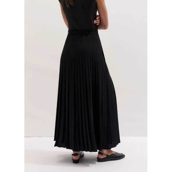 ME+EM ME+EM Slit Pleated Maxi Skirt in Black - Skirts - Intelligent British Fashion at Coveti