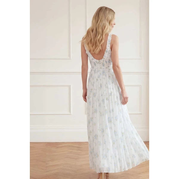 designer dresses at Coveti