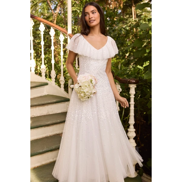designer dresses at Coveti