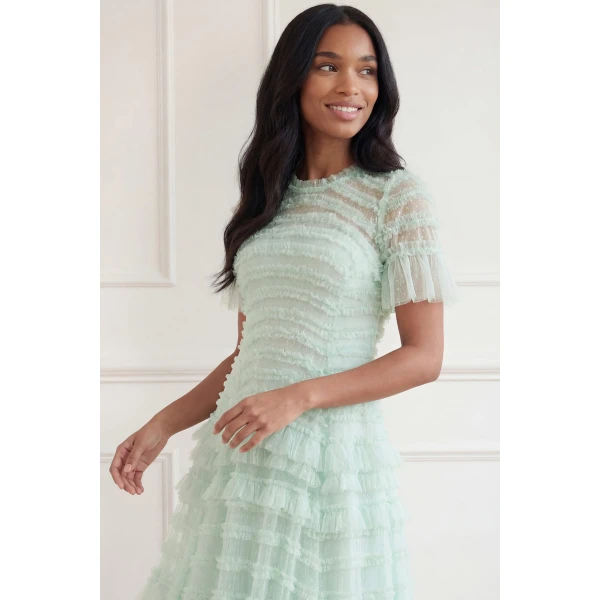 designer dresses at Coveti