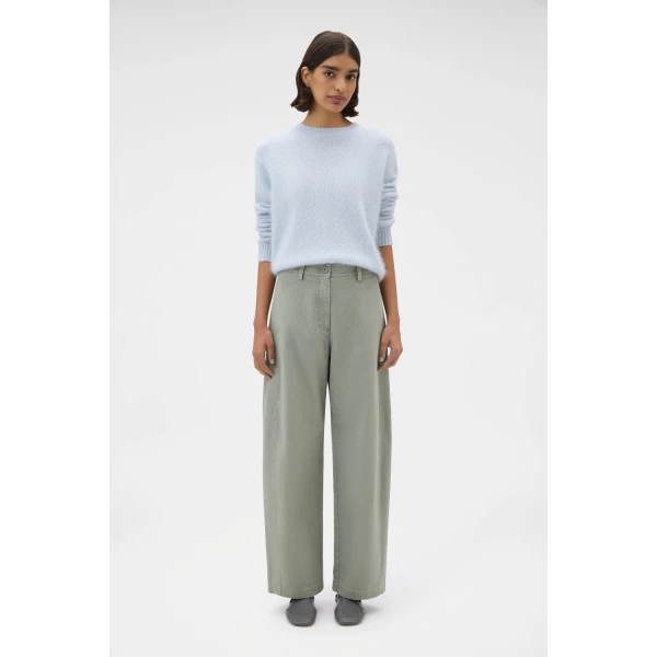 Barrel Twill Leg Pant