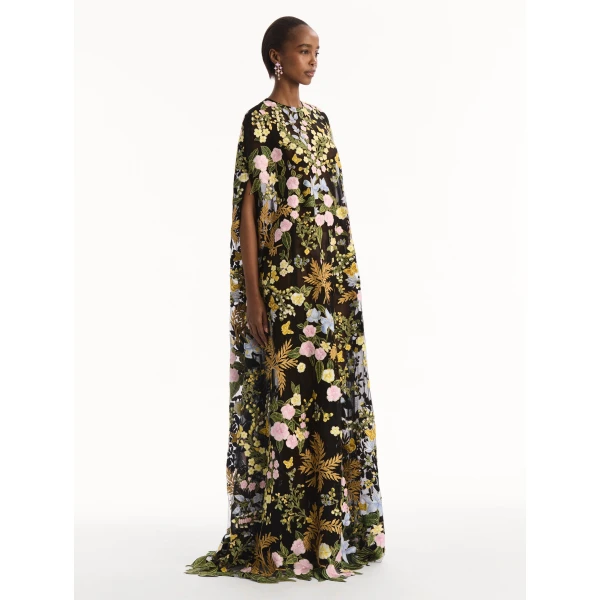 Oscar de la Renta Dominican Mixed-Floral Guipure Caftan - Kimono - American Luxury Evening Wear at Coveti