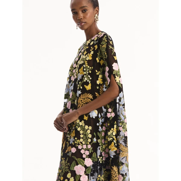Oscar de la Renta Dominican Mixed-Floral Guipure Caftan - Kimono - American Luxury Evening Wear at Coveti