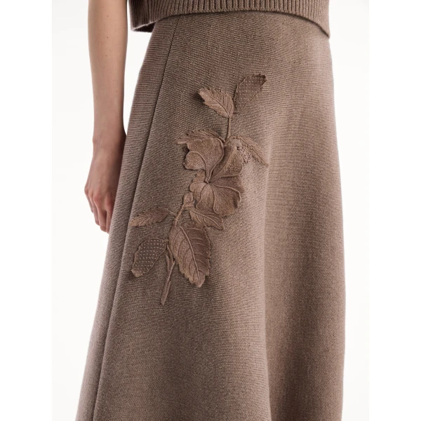 Oscar de la Renta Hibiscus Embroidered Knit Skirt - Skirts - American Luxury Evening Wear at Coveti