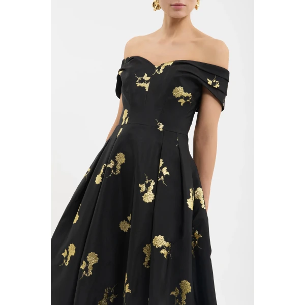 designer dresses at Coveti