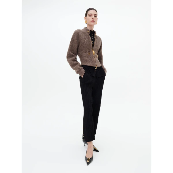 marron knitwear