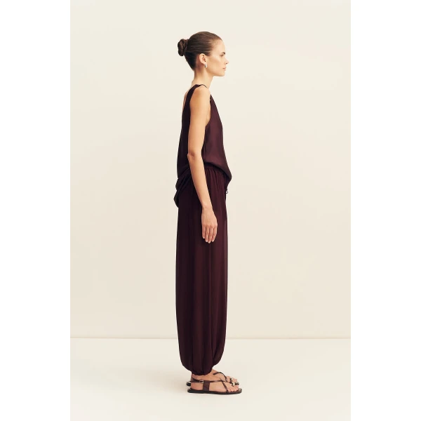 designer trousers at Coveti