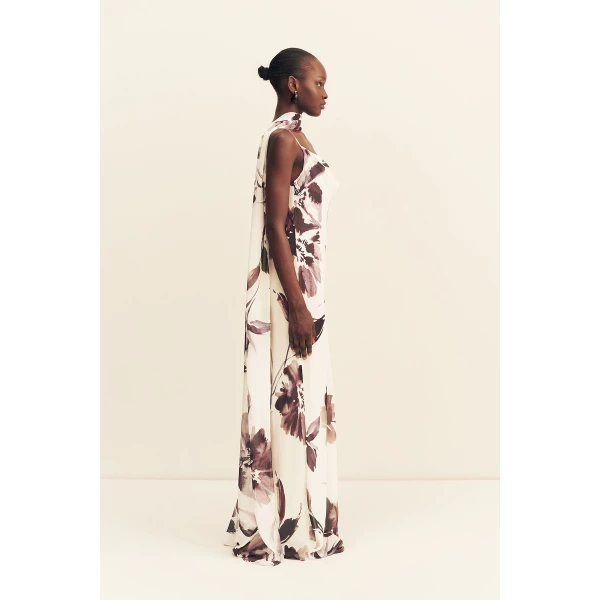 designer dresses at Coveti