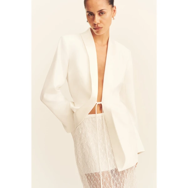 84% Polyester 16% Viscose