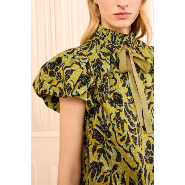 estela short sleeve cotton top chartreuse