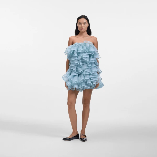 avant-garde fashion