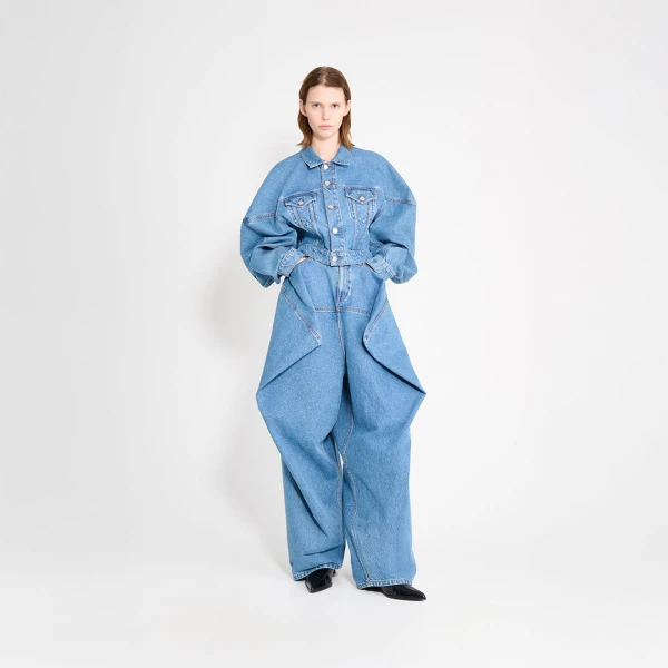 avant-garde fashion