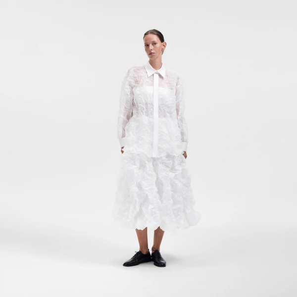 avant-garde fashion