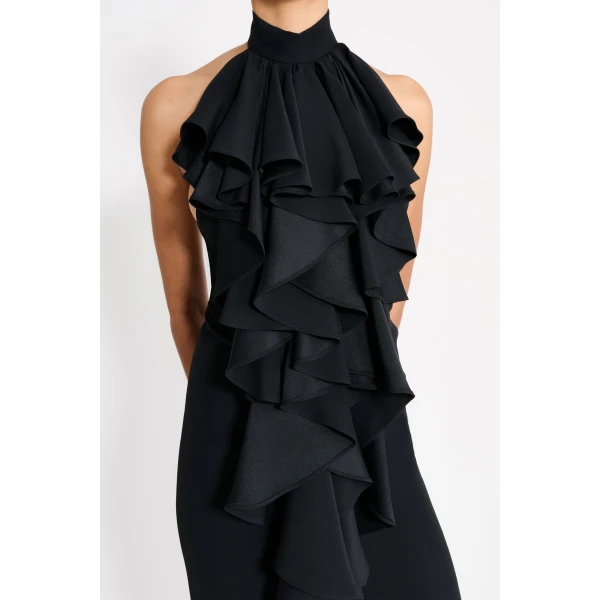 avant-garde fashion