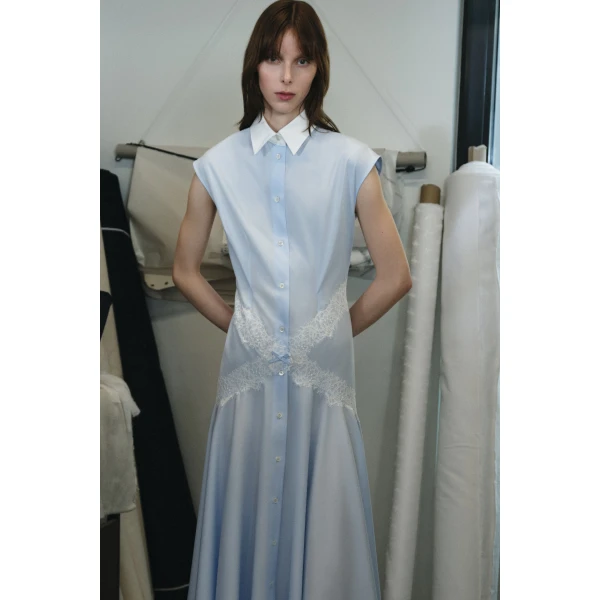 avant-garde fashion