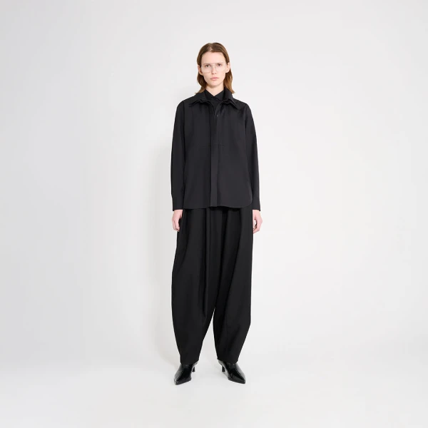 avant-garde fashion