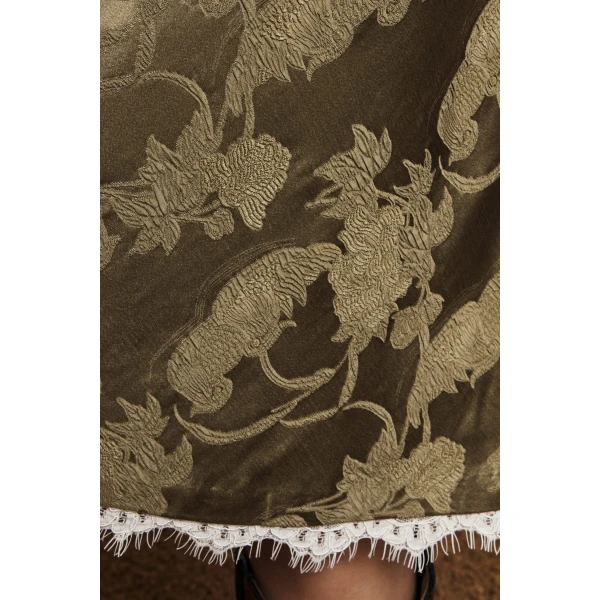 designer skirts at Coveti