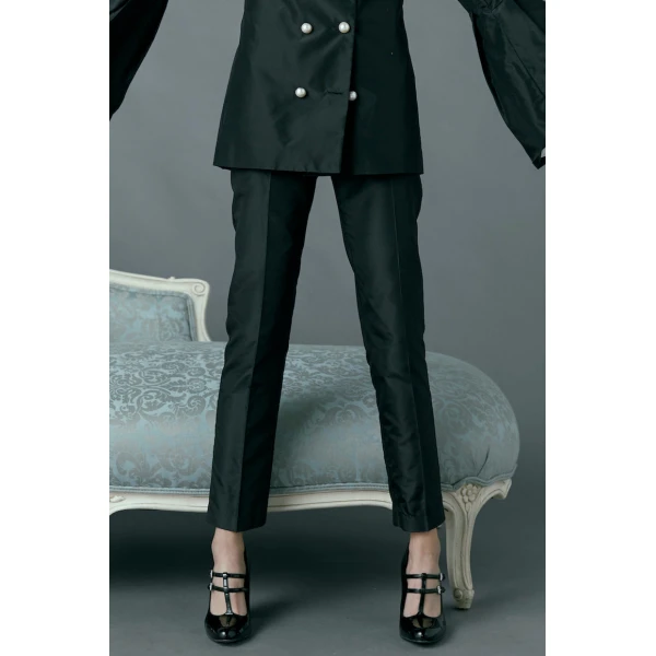 black pants
