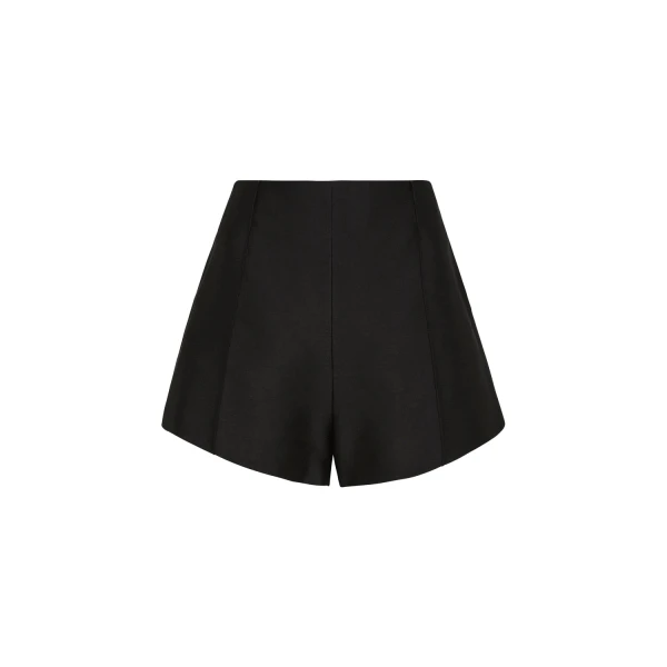 Macgraw Poet Short in Black