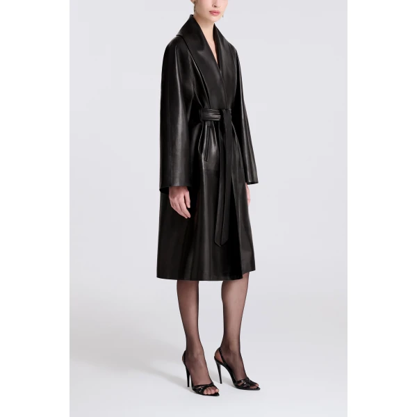 Noir Classique coats