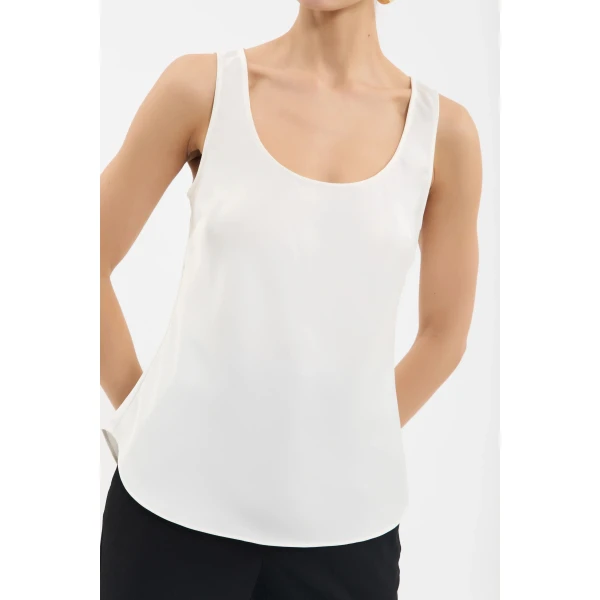 designer tops at Coveti