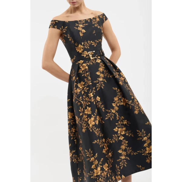 designer dresses at Coveti
