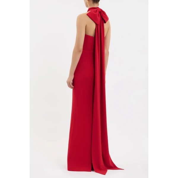 98% polyester and 2% elastane