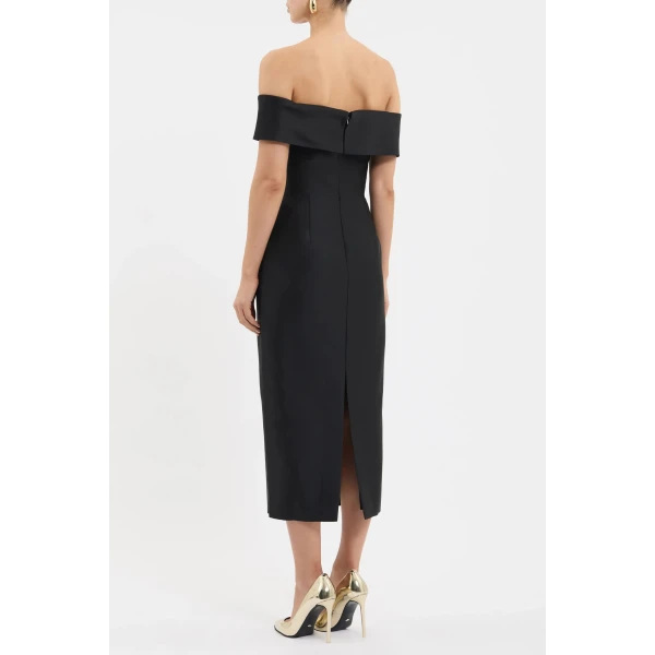 58% polyester and 42% acetate