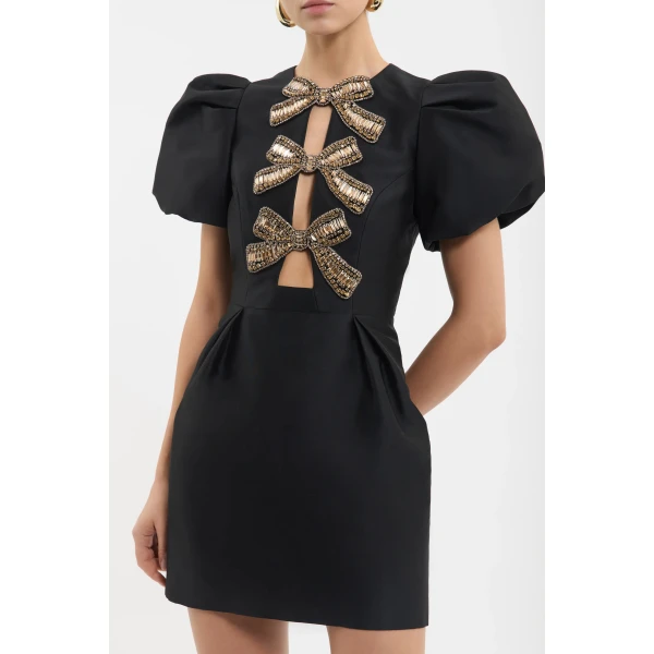 designer dresses at Coveti