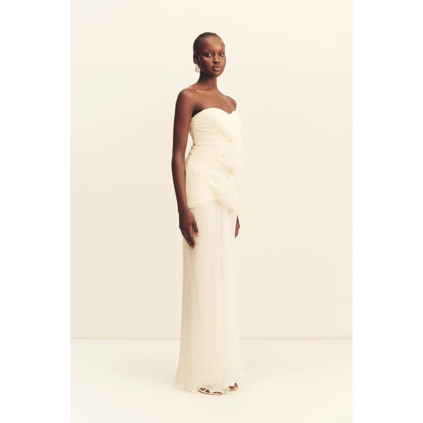 designer dresses at Coveti