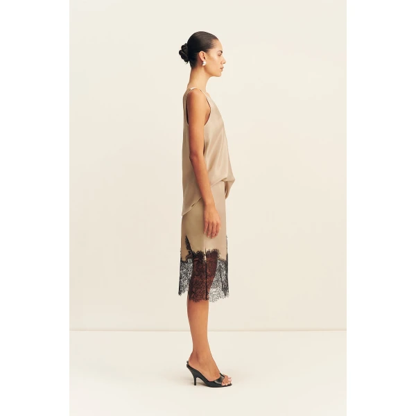 designer skirts at Coveti