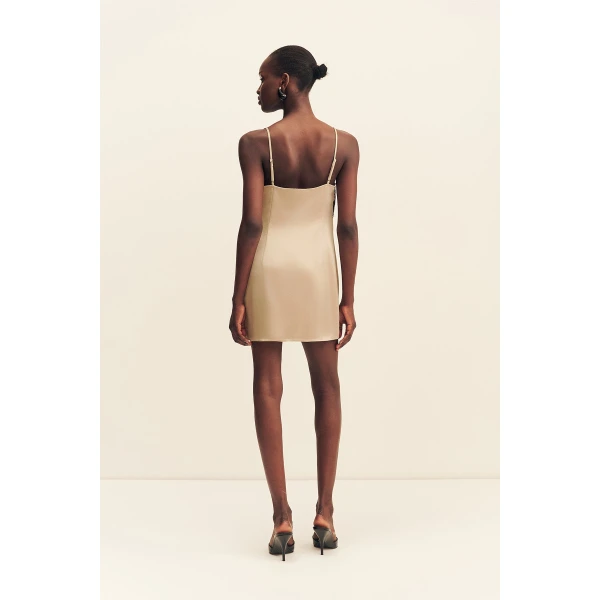 designer dresses at Coveti