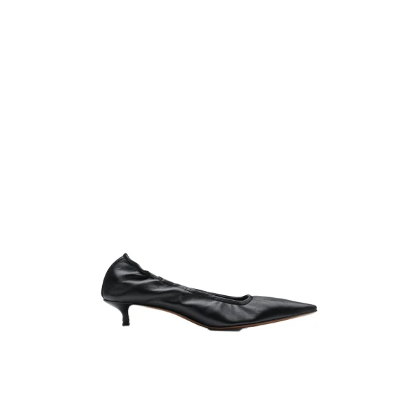 ATP Atelier Valfurva in Black Pumps