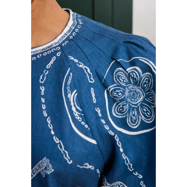 designer dresses at Coveti