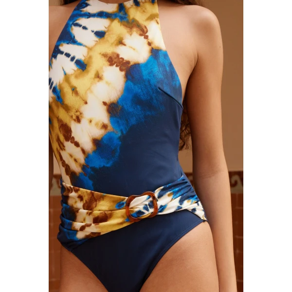 designer beachwear at Coveti